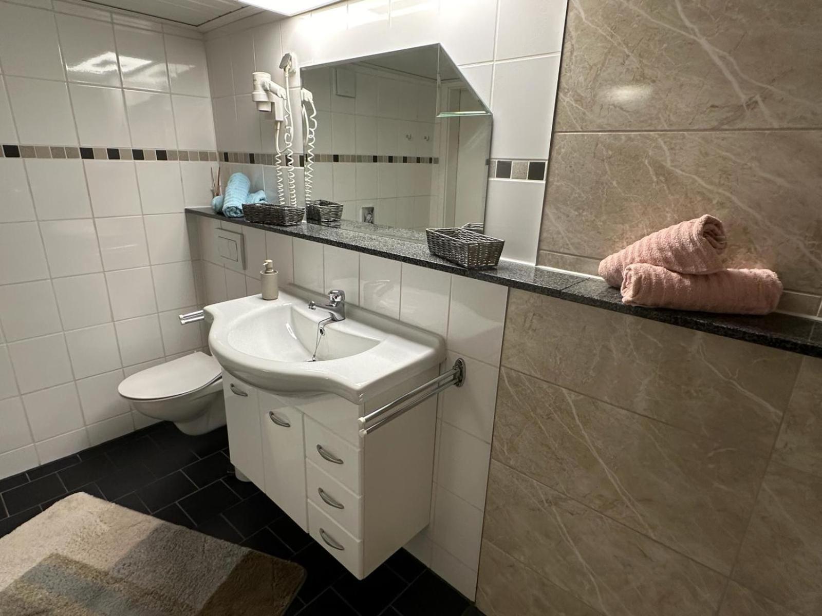 Christels Ferienwohnung 1 In Thale Mit Sonnenterrasse Und Grill Zewnętrze zdjęcie