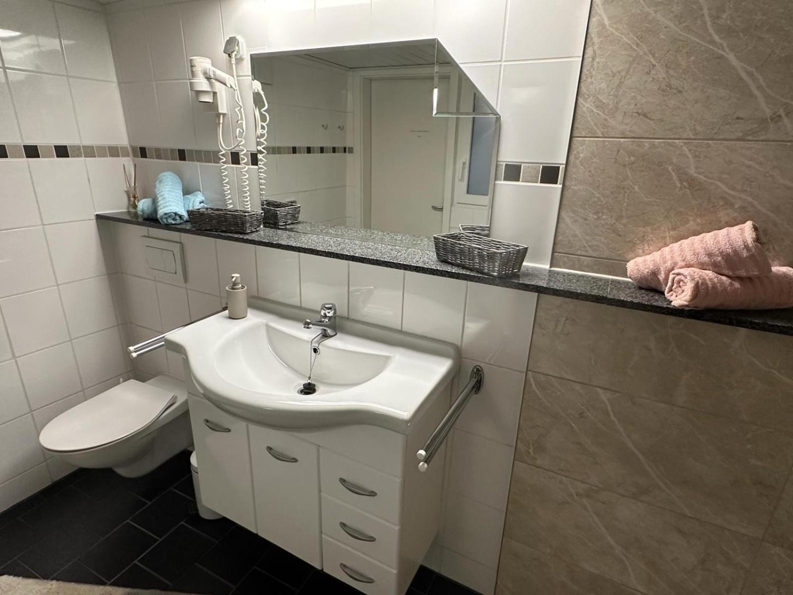 Christels Ferienwohnung 1 In Thale Mit Sonnenterrasse Und Grill Zewnętrze zdjęcie